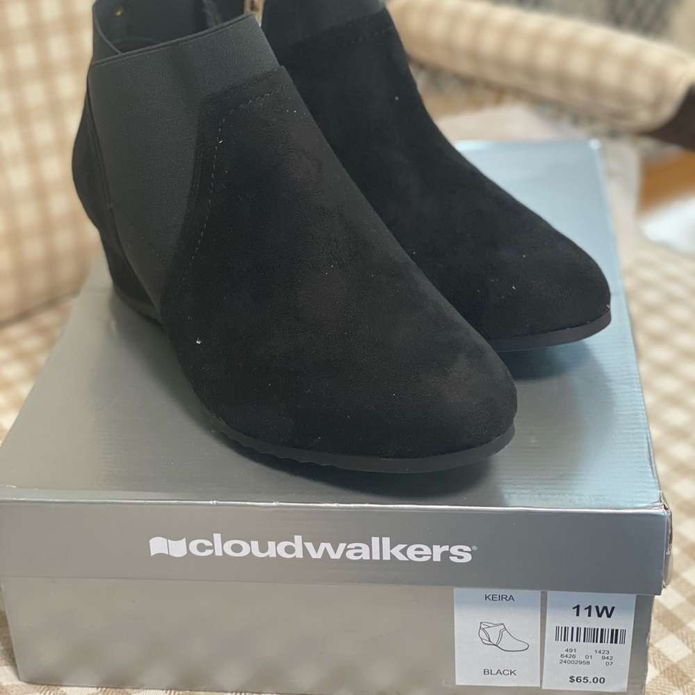 Black Keira booties 11W